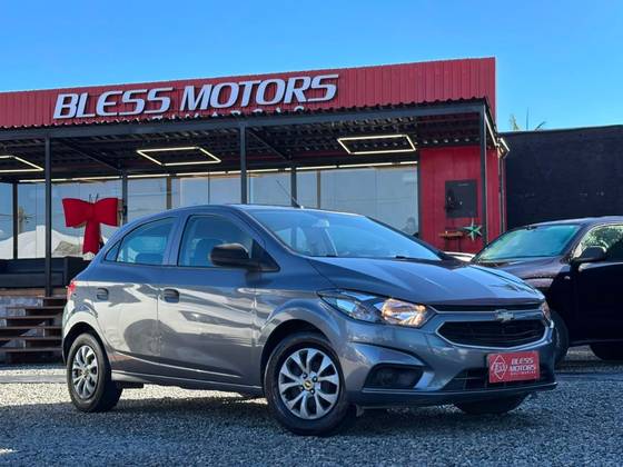 CHEVROLET ONIX 1.0 MPFI JOY 8V FLEX 4P MANUAL CHEVROLET ONIX 1.0 MPFI JOY 8V FLEX 4P MANUAL